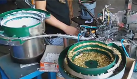 凸轮分割器输出端相连接的结构有哪几种？